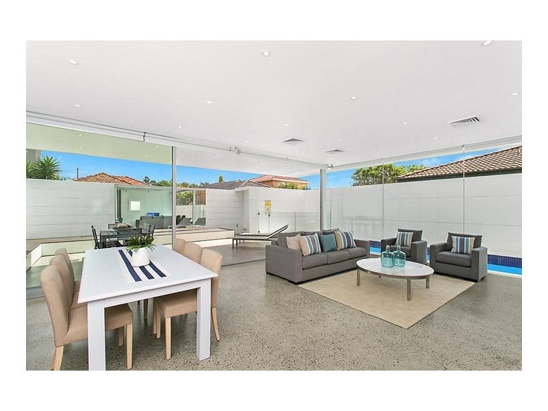 14 Noble Street, Rodd Point NSW 2046