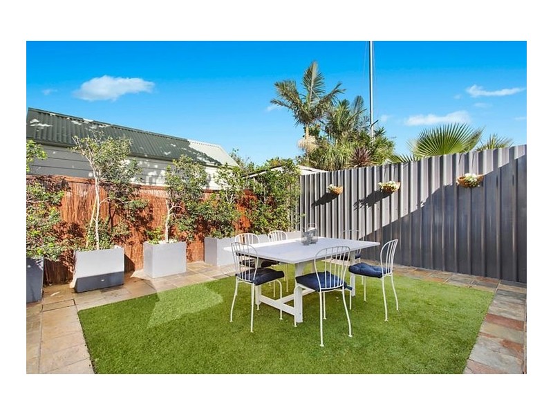 16 Yelverton Street, Sydenham NSW 2044