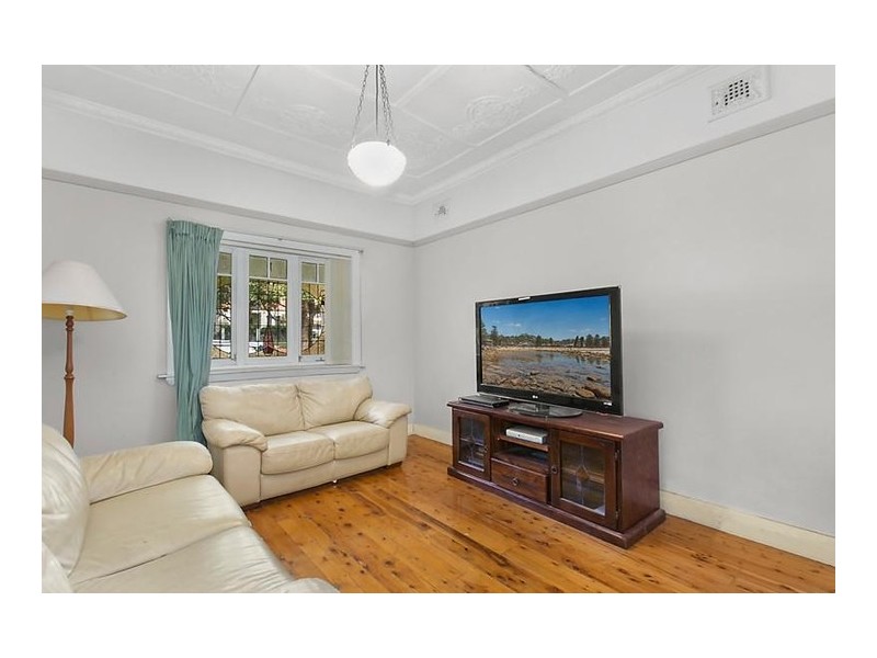 21 Brunswick Parade, Ashfield NSW 2131