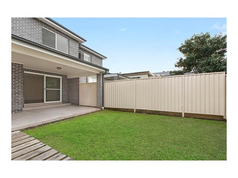 3/29 Gosling Street, Greenacre NSW 2190