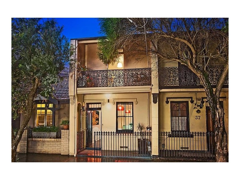 39 Augustus Street, Enmore NSW 2042