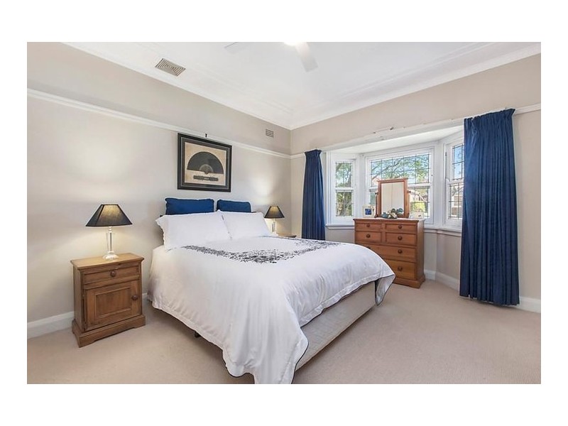 22 Duchess Avenue, Rodd Point NSW 2046