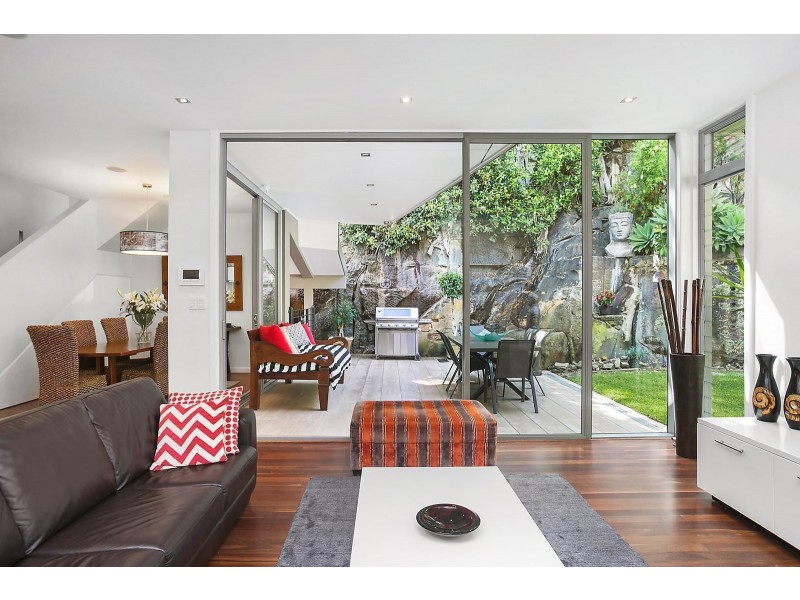 52 Undercliffe Road, Earlwood NSW 2206