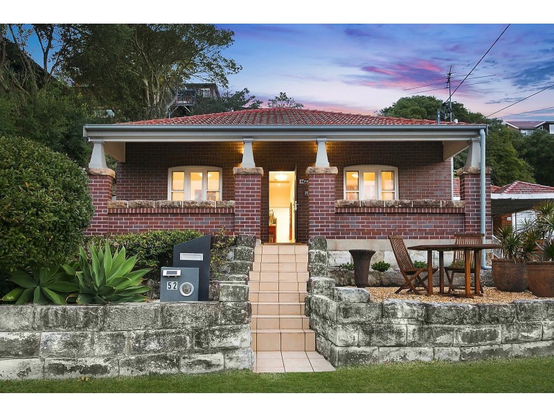52 Undercliffe Road, Earlwood NSW 2206