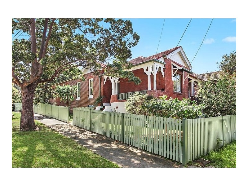 9 Wallace Avenue, Hurlstone Park NSW 2193