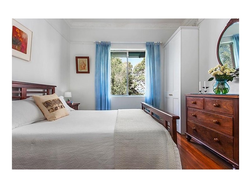 9 Wallace Avenue, Hurlstone Park NSW 2193