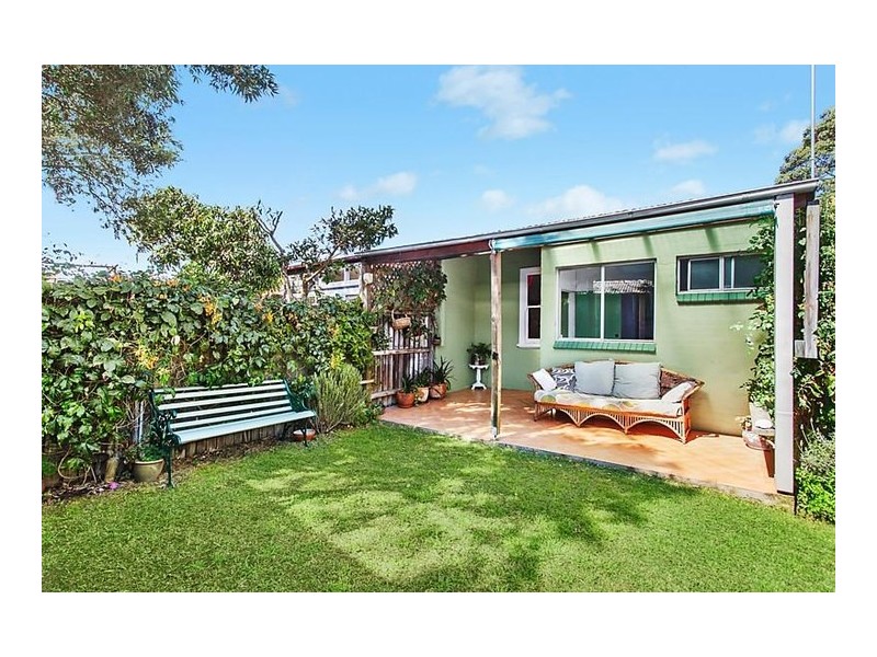 9 Wallace Avenue, Hurlstone Park NSW 2193