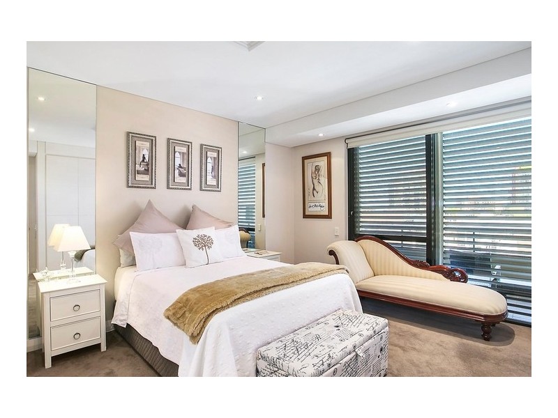 E1005/26 Point Street, Pyrmont NSW 2009