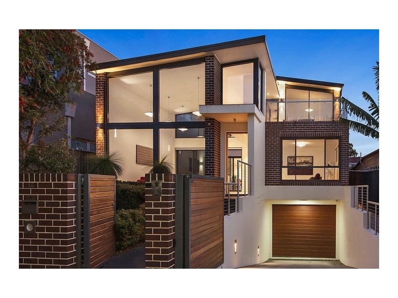 16 Fuller Avenue, Earlwood NSW 2206