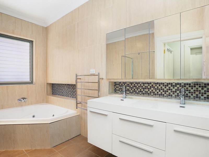 31 Bramston Avenue, Earlwood NSW 2206