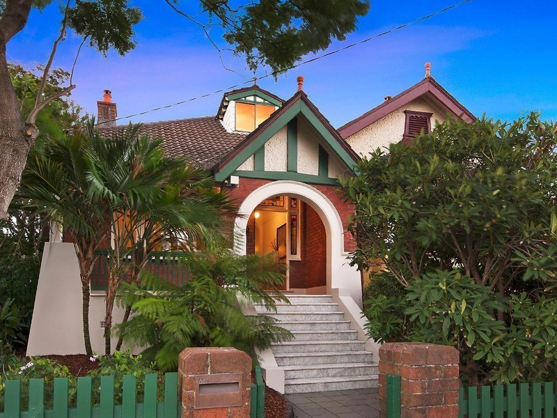 24 Gould Avenue, Lewisham NSW 2049