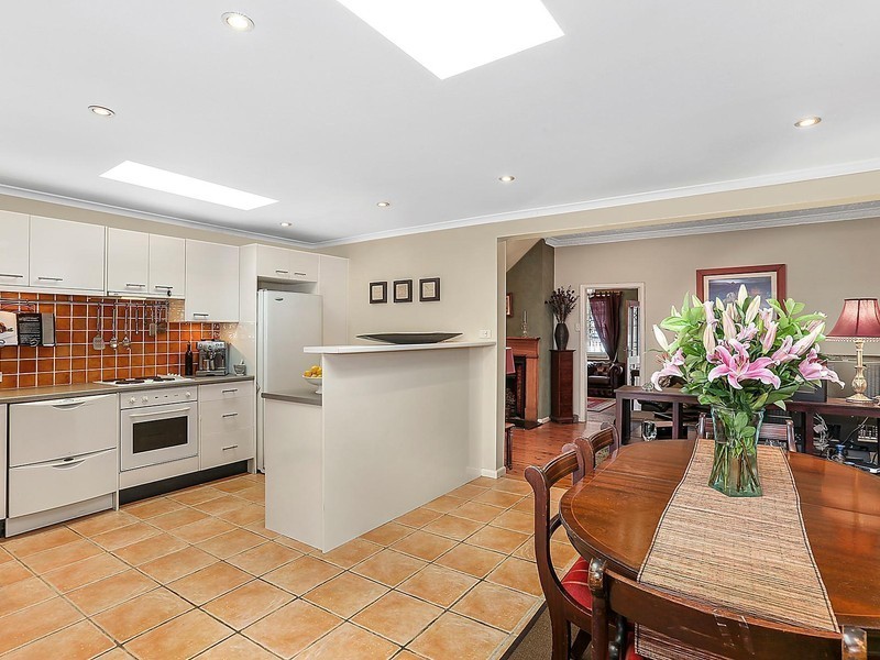 27 Edward Street, Darlington NSW 2008