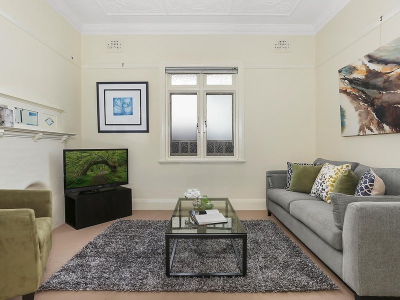2 Leopold Street, Croydon Park NSW 2133