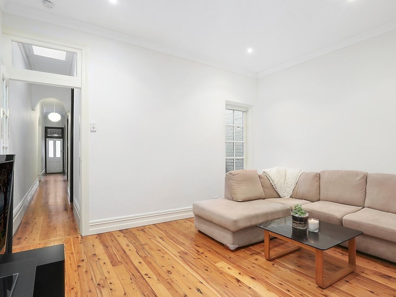 142 Wilson Street, Newtown NSW 2042