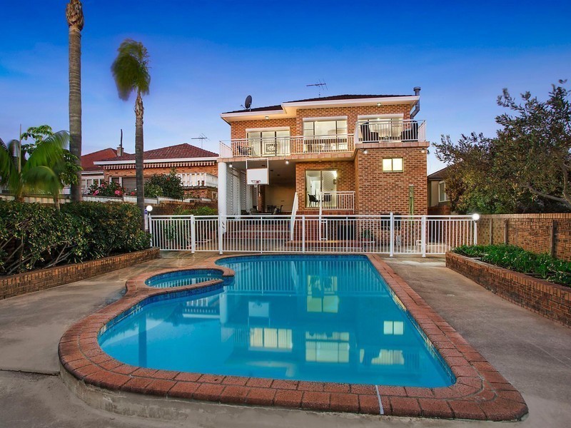 13 View Street, Earlwood NSW 2206