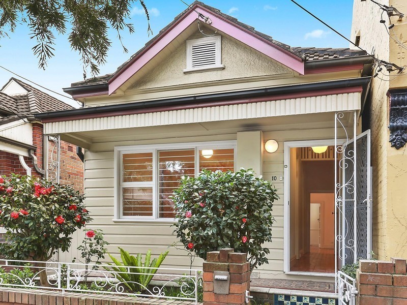 10 Silver Street, Marrickville NSW 2204