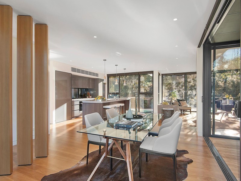 6 Coneill Place, Forest Lodge NSW 2037