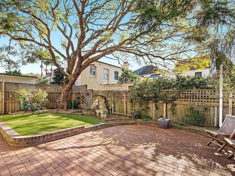 219 New Canterbury Road, Lewisham NSW 2049