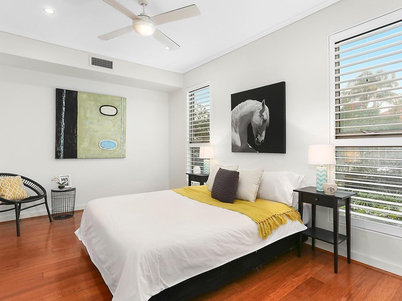 49 Grove Street, St Peters NSW 2044