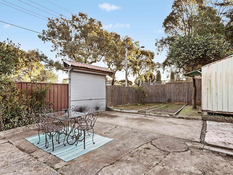2 Browns Avenue, Enmore NSW 2042