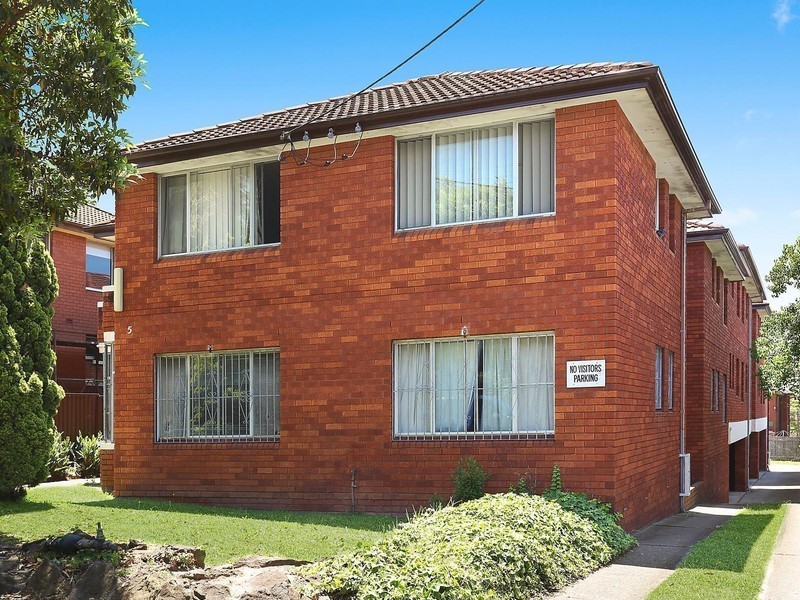 10/5 Fairmount Street, Lakemba NSW 2195