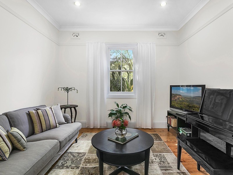 106 Hawthorne Parade, Haberfield NSW 2045