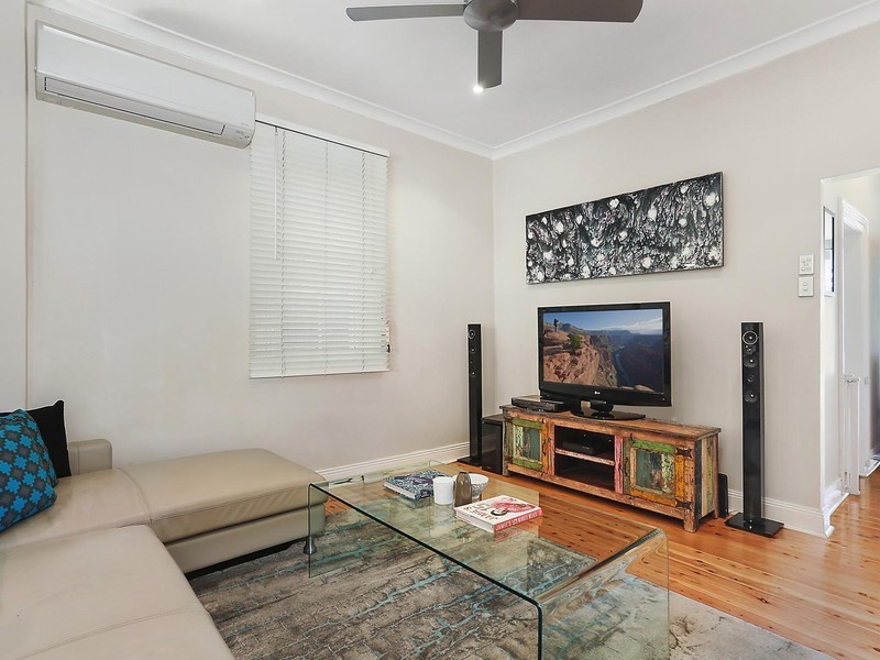 29 Petersham Road, Marrickville NSW 2204