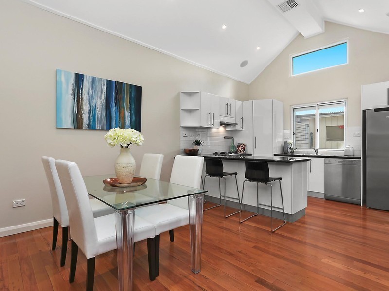 94 Grove Street, St Peters NSW 2044