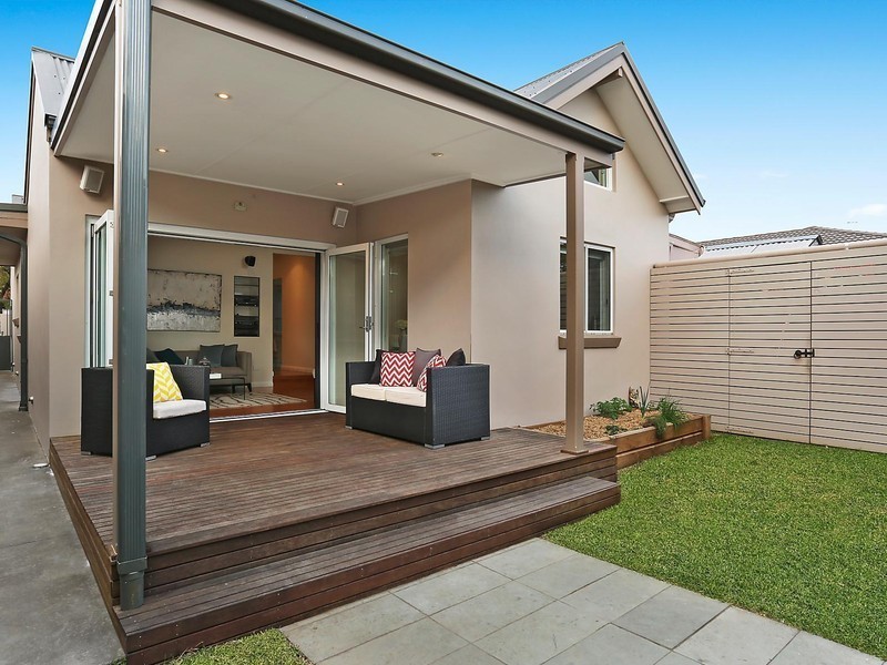 94 Grove Street, St Peters NSW 2044