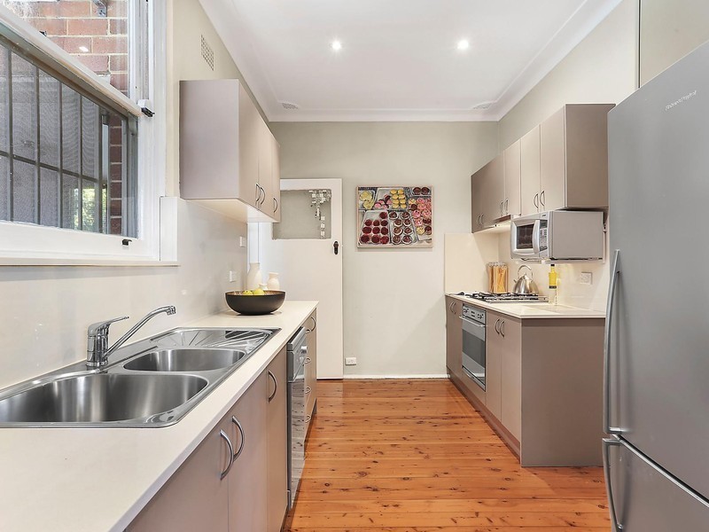 40 Macquarie Road, Earlwood NSW 2206