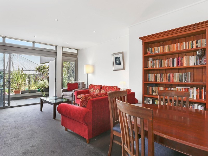 2/94 Forsyth Street, Glebe NSW 2037