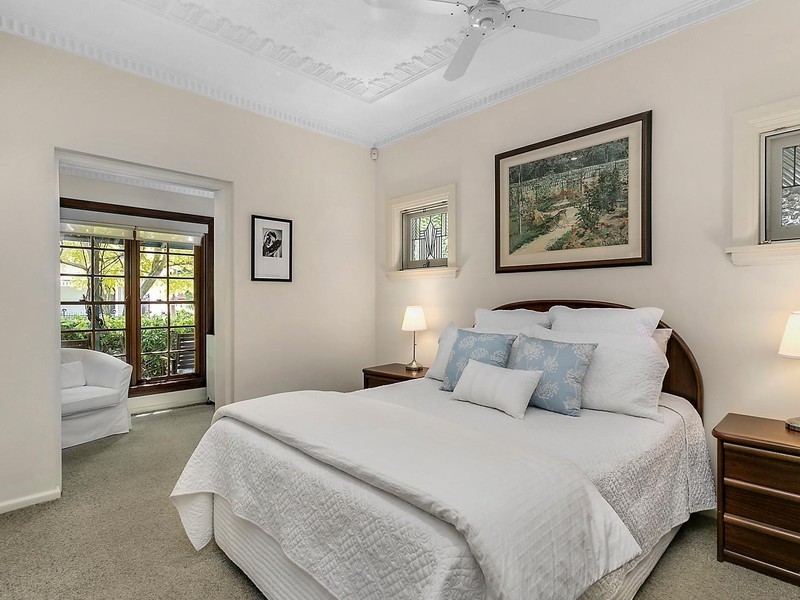 3 Younger Avenue, Earlwood NSW 2206