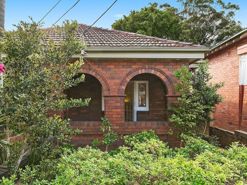 32 Wemyss Street, Enmore NSW 2042