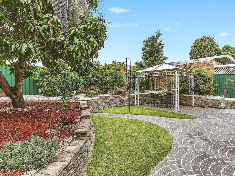 11 Allen Street, Canterbury NSW 2193