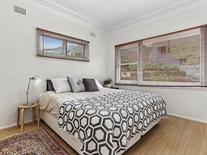 14 Bardwell Crescent, Earlwood NSW 2206