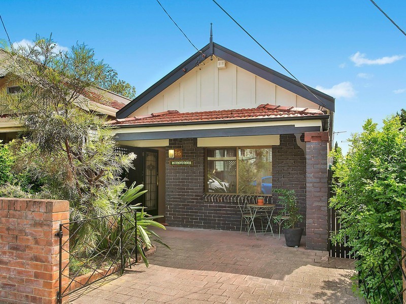 25 Richmond Street, Earlwood NSW 2206