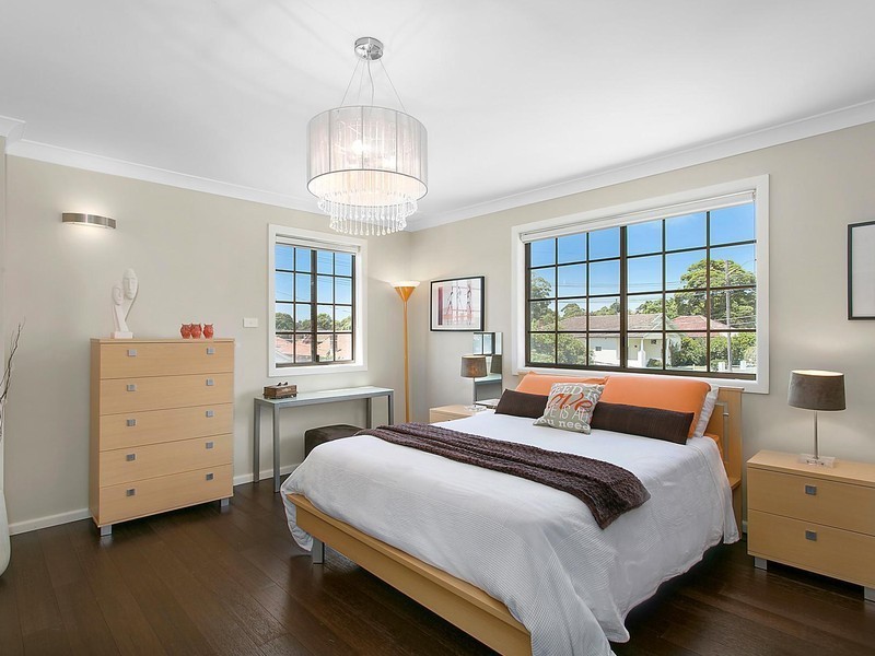 27 Prince Edward Avenue, Earlwood NSW 2206