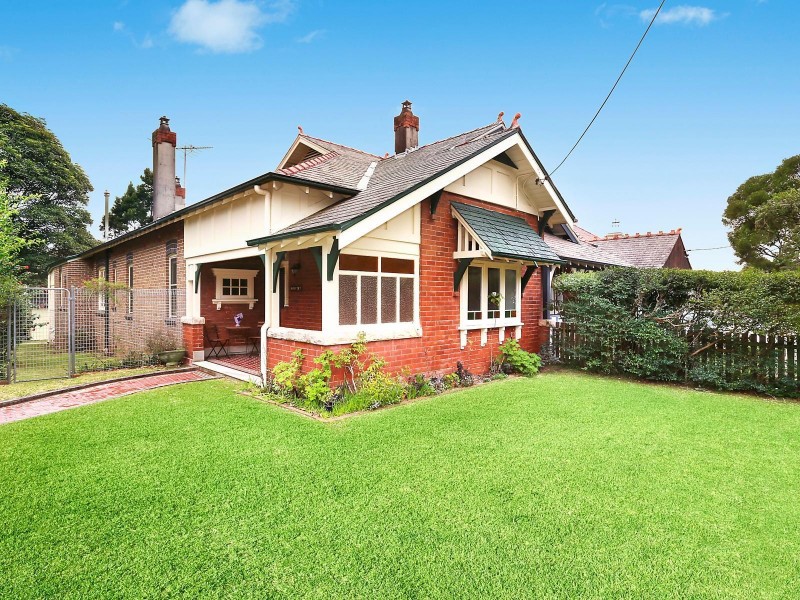 10 Loftus Street, Ashfield NSW 2131