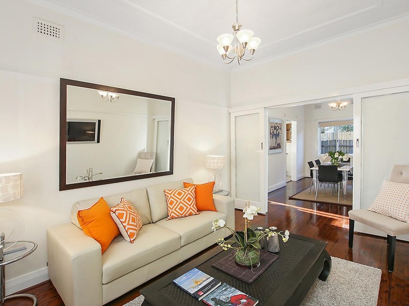 11 Wavell Parade, Earlwood NSW 2206