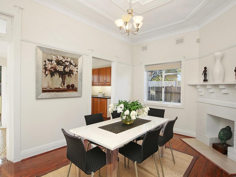 11 Wavell Parade, Earlwood NSW 2206