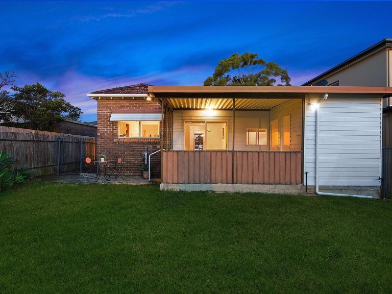 11 Wavell Parade, Earlwood NSW 2206