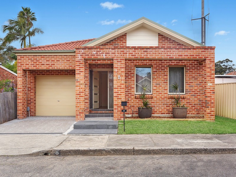 8 Vine Street, Ashfield NSW 2131