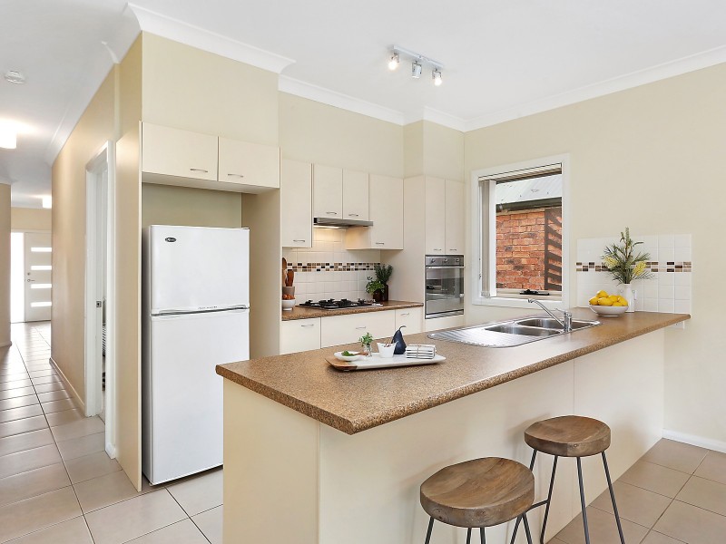 8 Vine Street, Ashfield NSW 2131