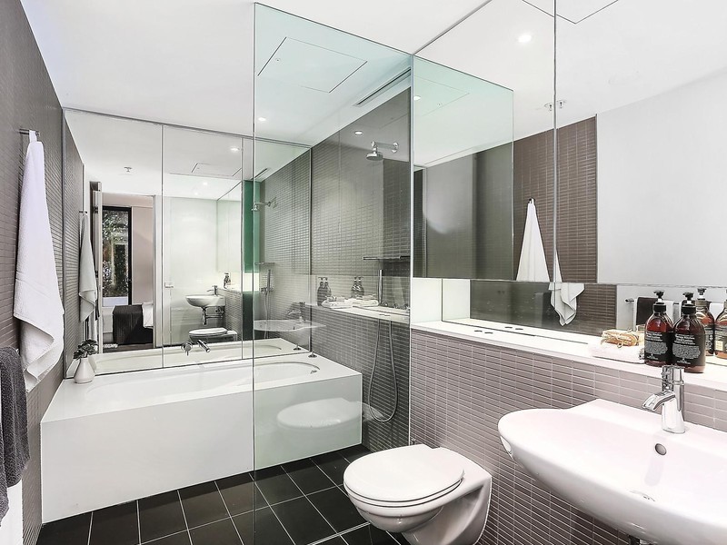 107/1 Sterling Circuit, Camperdown NSW 2050