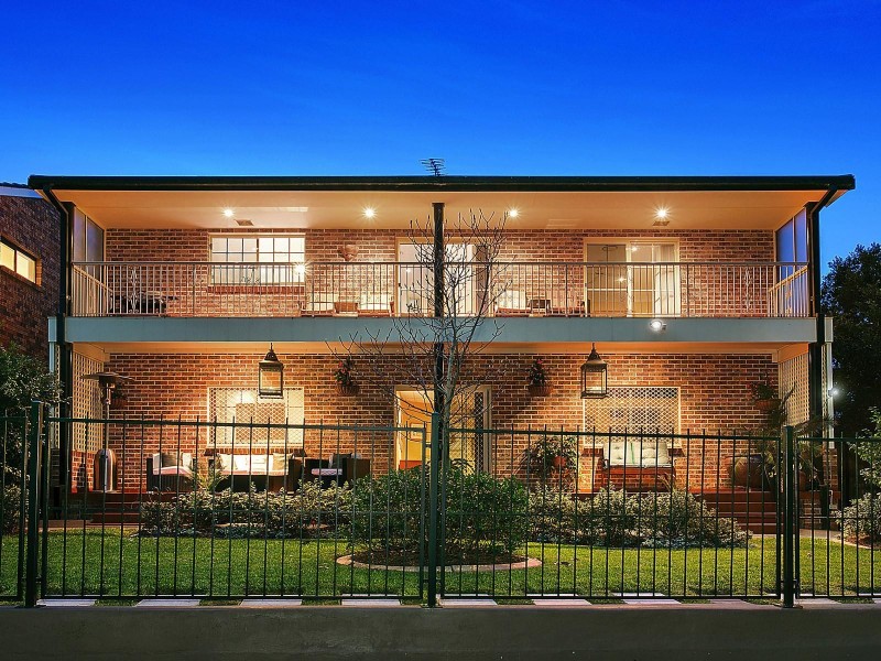 16A Hurlstone Avenue, Hurlstone Park NSW 2193