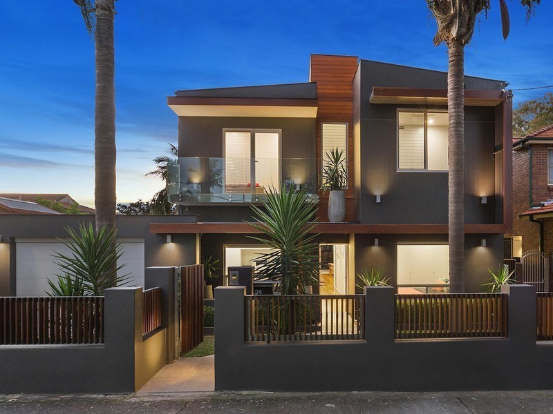 24 Howley Street, Rodd Point NSW 2046