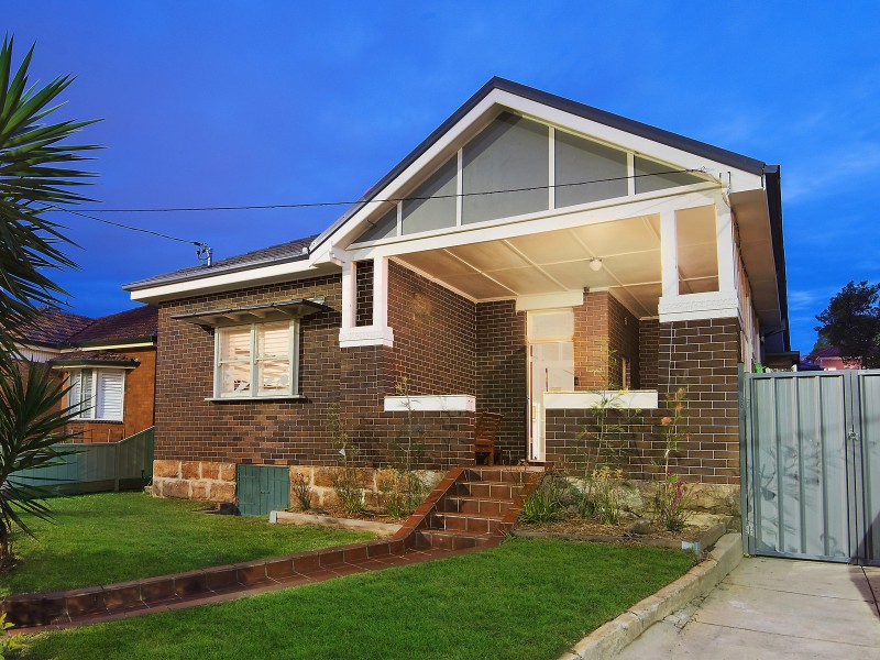 44 Permanent Avenue, Earlwood NSW 2206