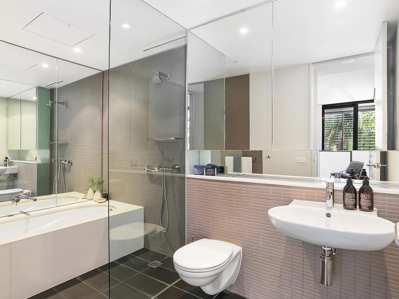 206/1 Sterling Circuit, Camperdown NSW 2050