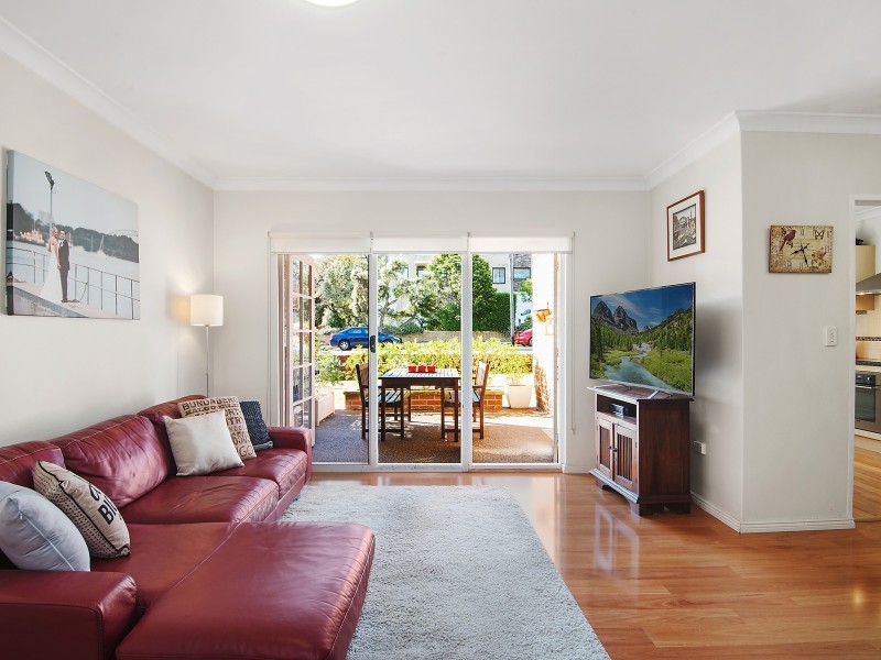 2/12 Pembroke Street, Ashfield NSW 2131