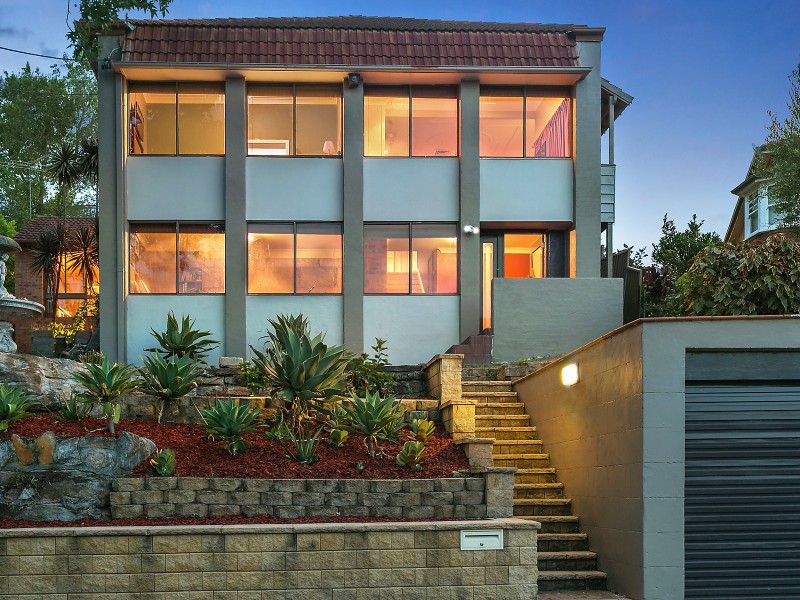 33 Hocking Avenue, Earlwood NSW 2206